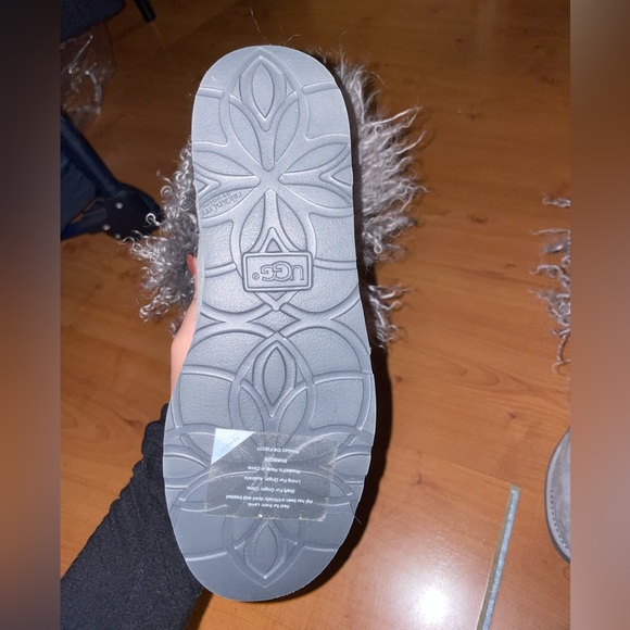 Ugg boots - Picture 3 of 3